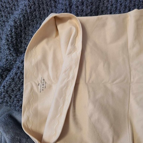 Plus Size Shapewear Bottoms- BRAND NEW! - Picture 3 of 3